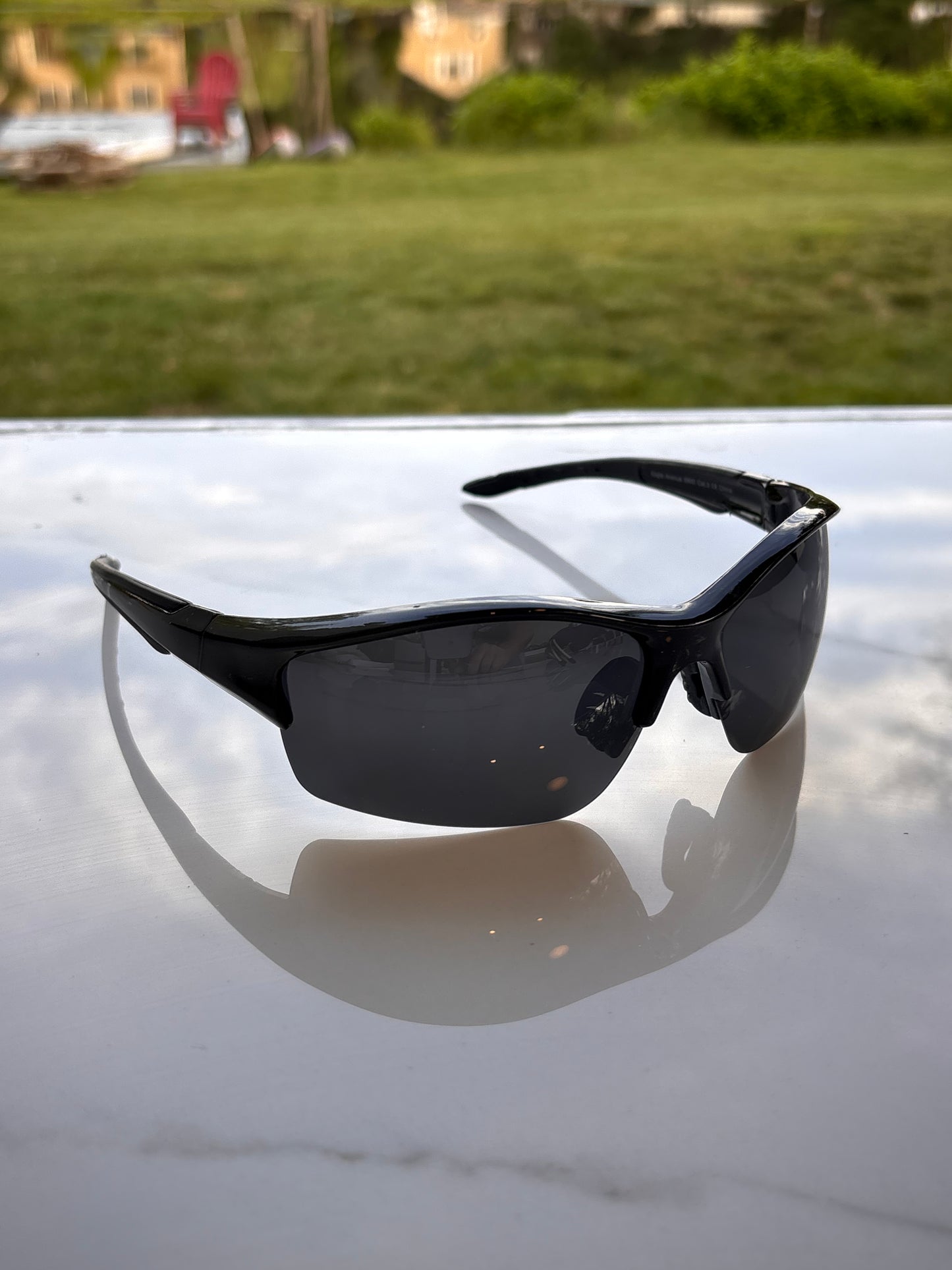 Nautilus Avenue Polarized Sport Shades